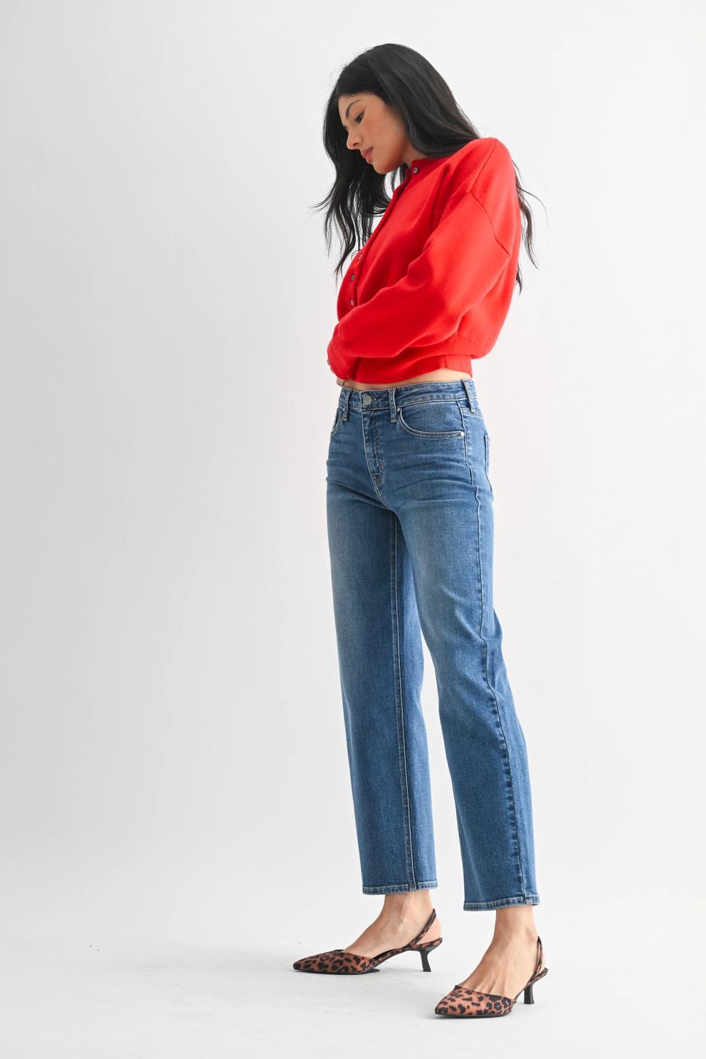 Medium Mid Rise Slim Wide Leg