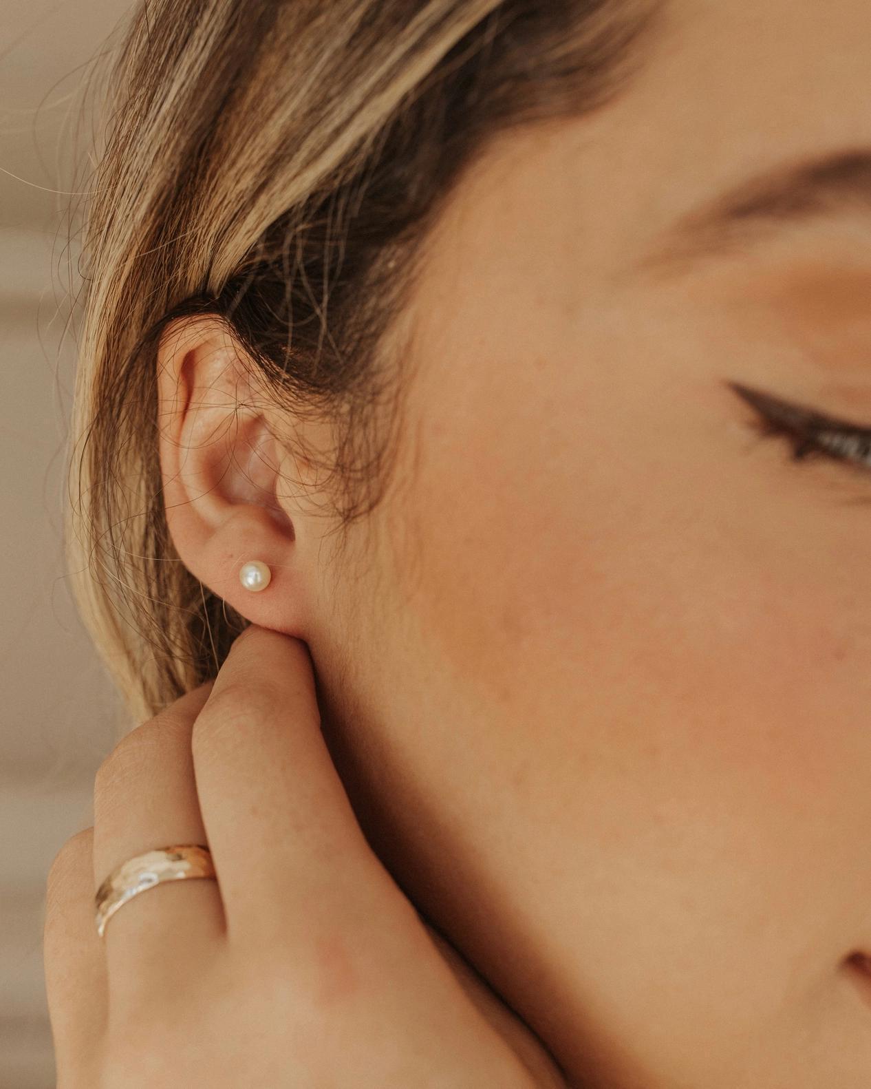 Pearl Studs