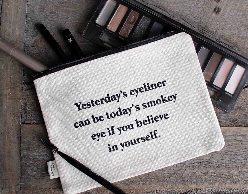 Smoky Eyes Sassy & Comical Zipper Pouch