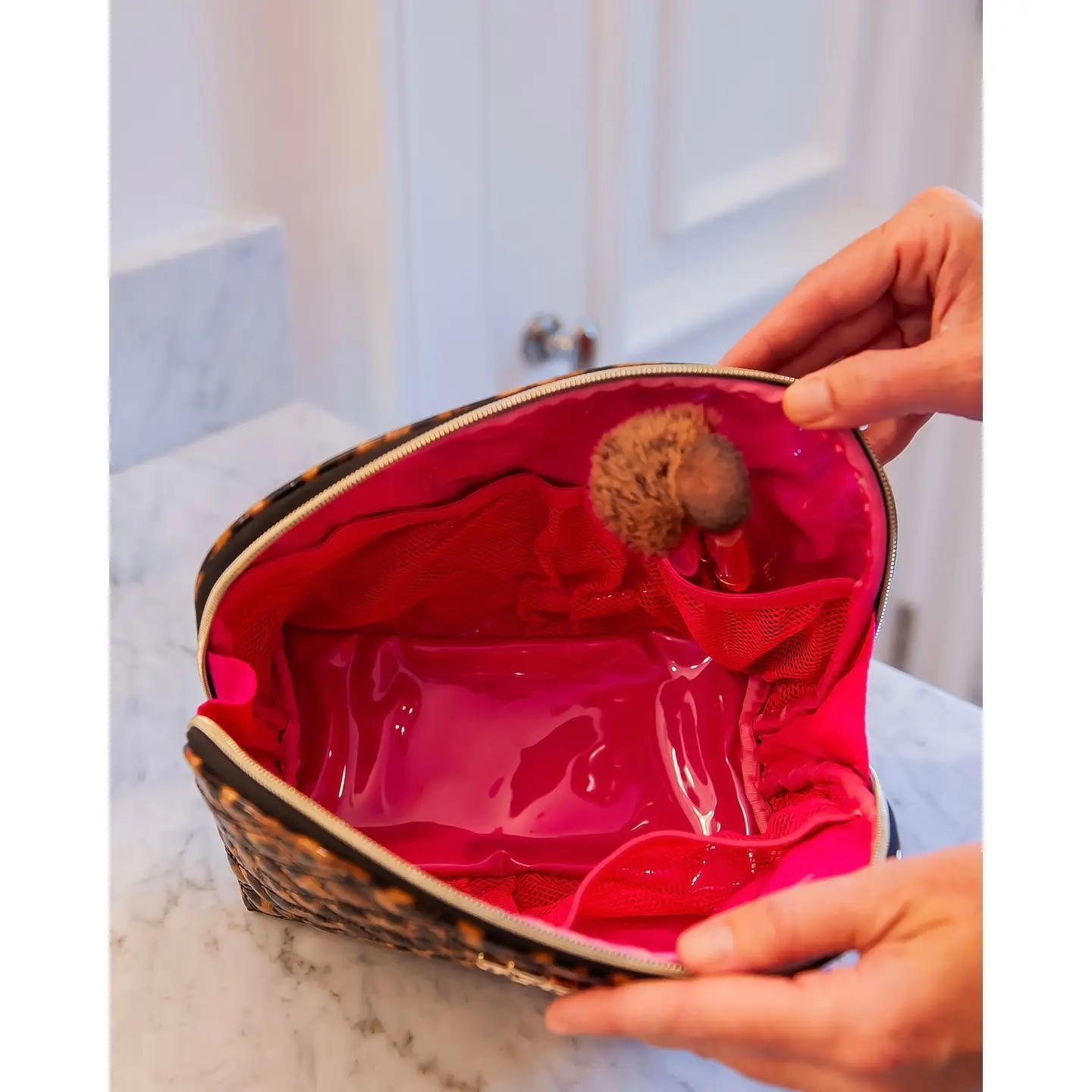 Capri Large Pouch Spotted Patent