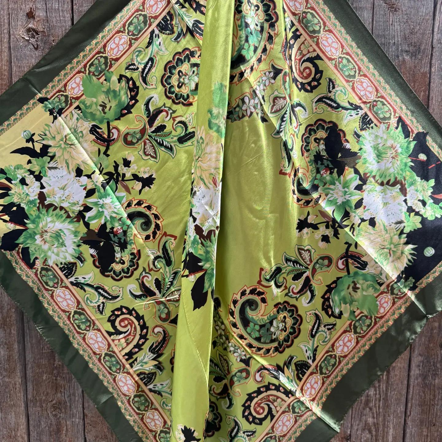 35X35" Green Floral Paisley Wild Rag