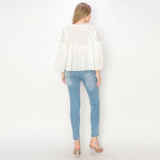 Cotton Eyelet Voluminous Sleeves Top