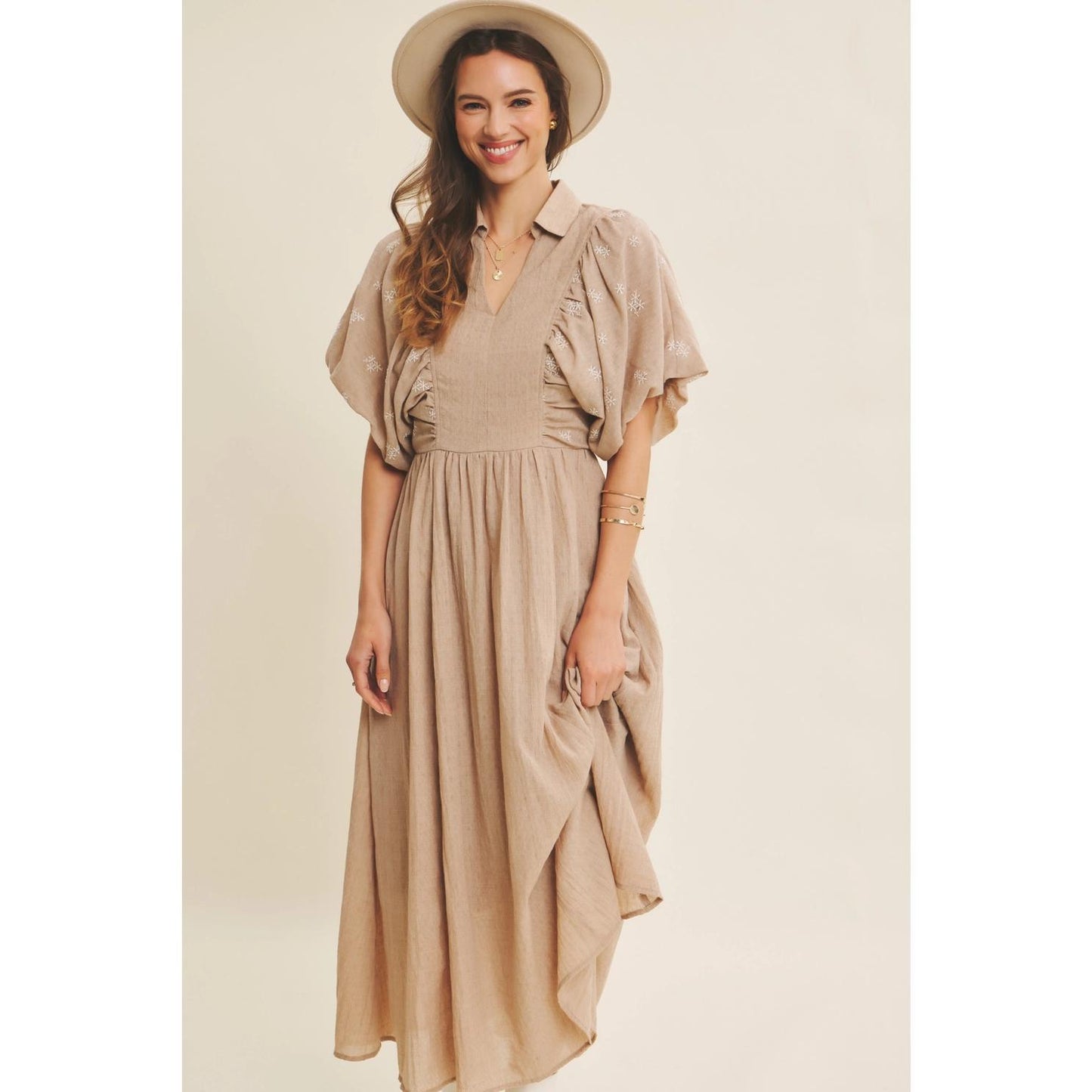 Embroidery Textured Midi Dress With Bubble Sleeves