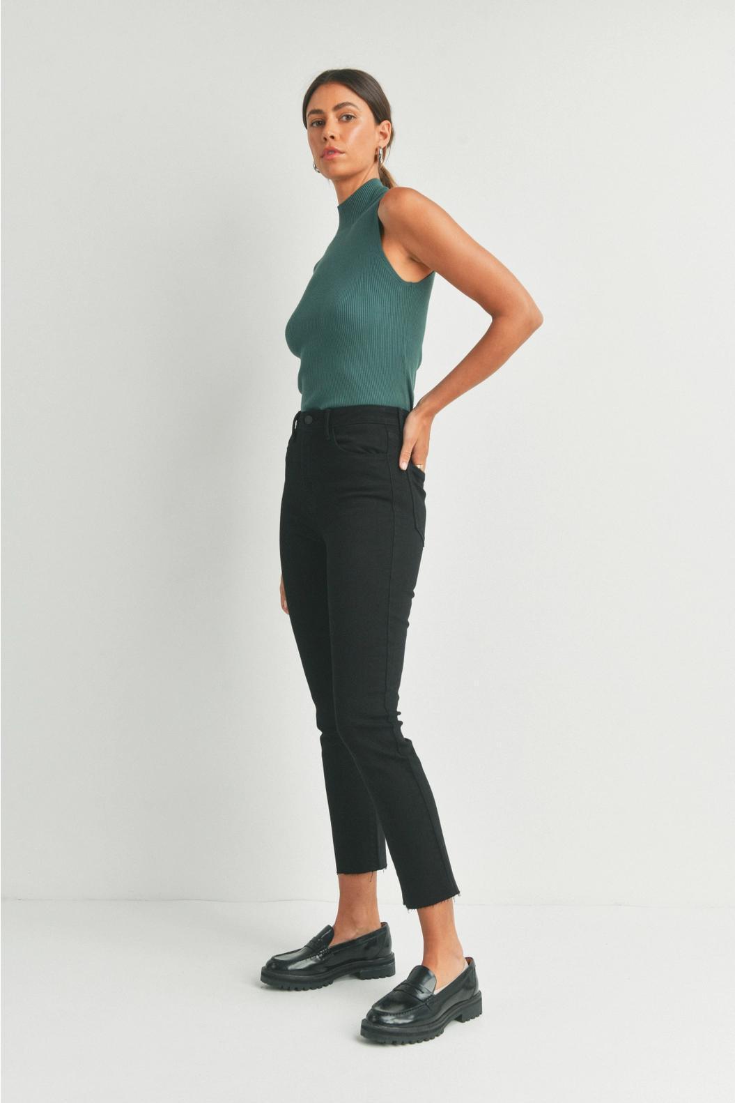Black Clean Slender Straight Jeans