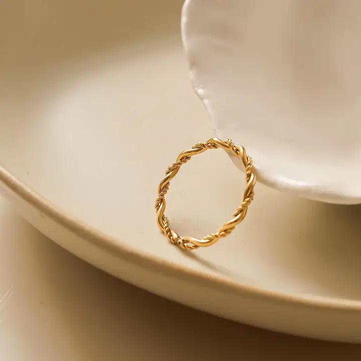 18K Minimalist Thin Braided Ring