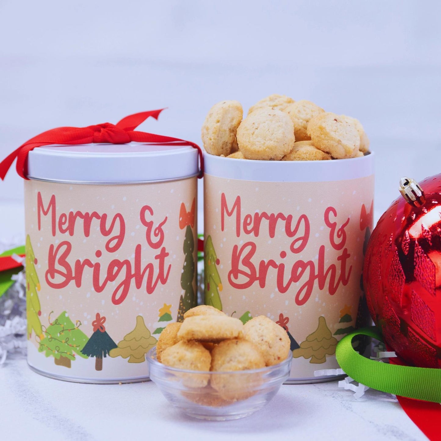 Merry & Bright Holidays Gift Tin
