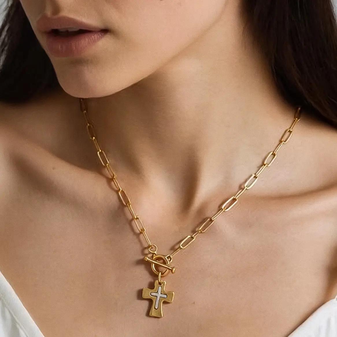 Royale 18K Gold Vintage Cross Small Chain Necklace