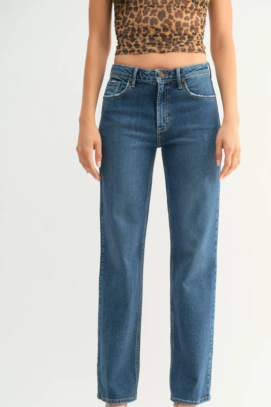 Super Soft 90s Longer Straight