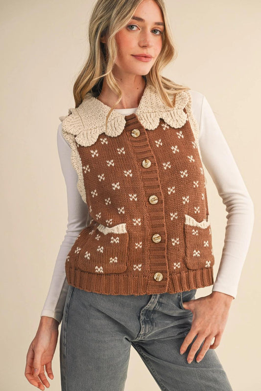 Doll Collar Sweater Vest (Wood)