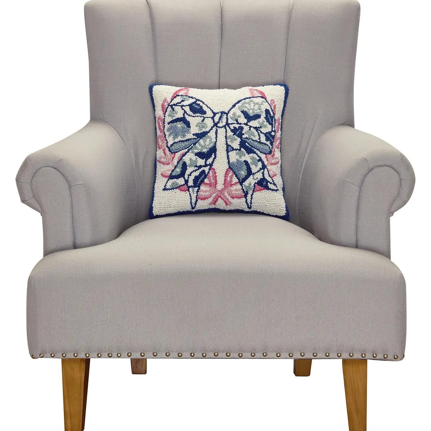 Chinoiserie Bow Hook Pillow