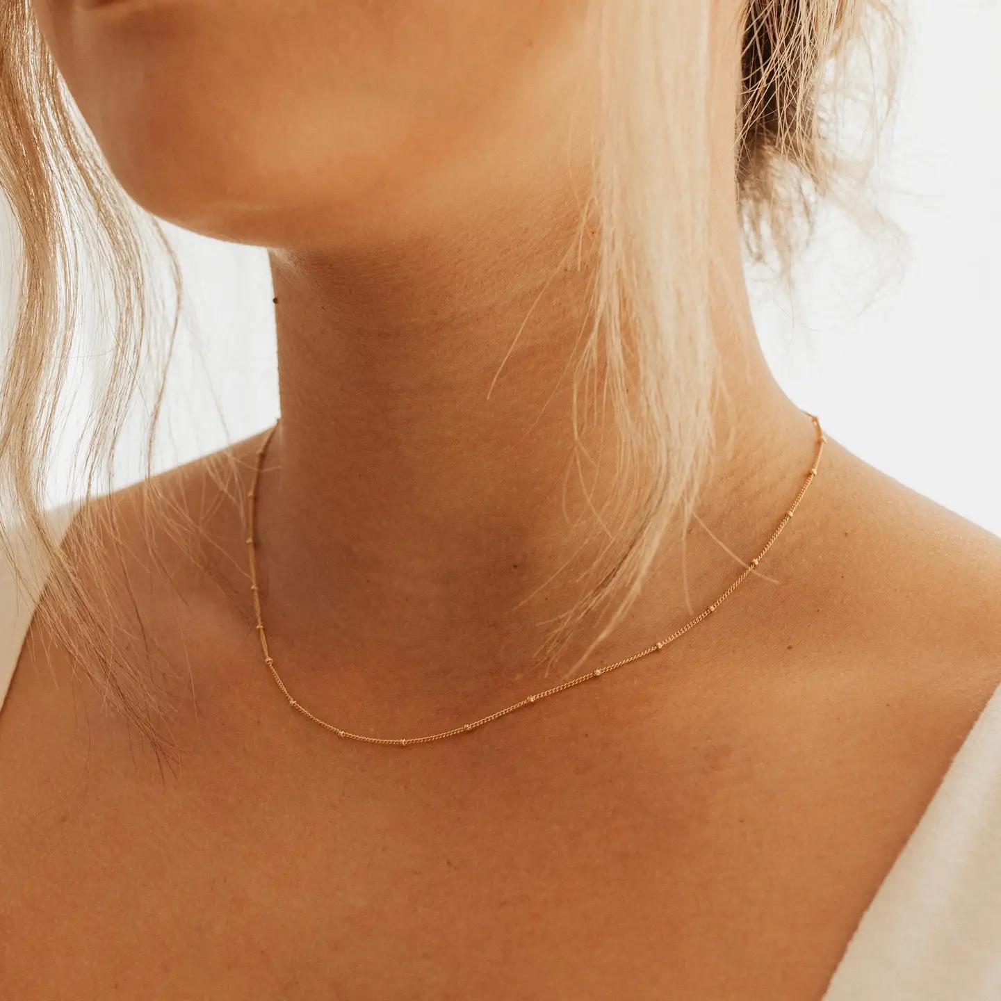 Daisy Necklace