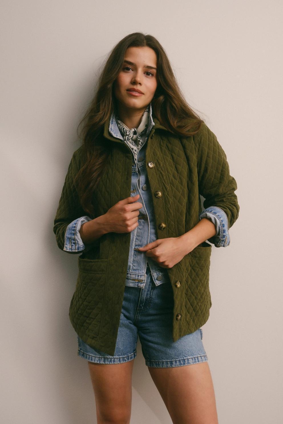 Diamond Quilted Corduroy Button-Up Jacket (Olive)
